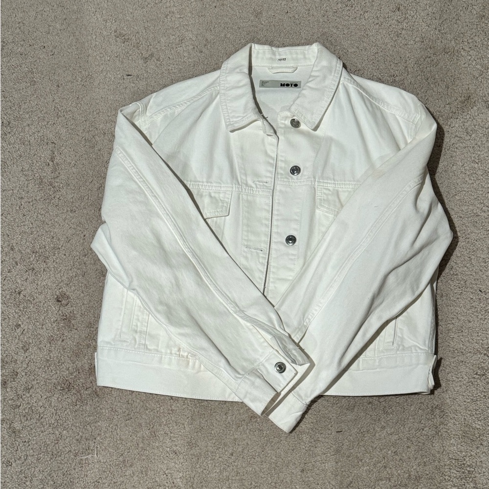 Topshop moto denim jacket 
White